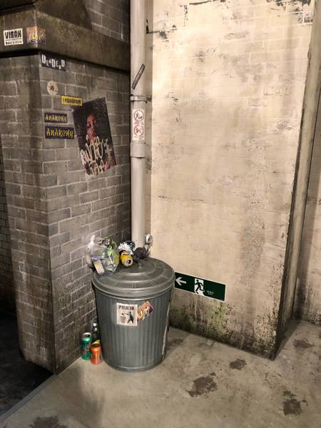 No image