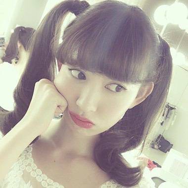 「小嶋陽菜 ツインテ」の画像検索結果