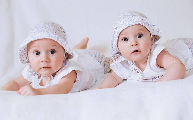 確率は0万分の1以下 一卵性の三つ子 の奇跡に奇跡を重ねた出生 やまちゃんのバラ トピックス