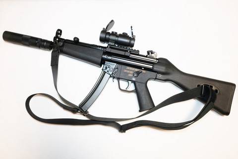 東京マルイ、「次世代電動ガン MP5 A4」レビュー初心者でも使いやすい